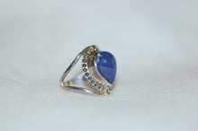 Load image into Gallery viewer, Tear Drop Cabochon Tanzanite Ring