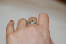 Load image into Gallery viewer, Five Stone Emerald Vine Band Ring