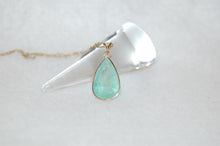 Load image into Gallery viewer, WOW! Emarald and Diamond Teardrop Necklace
