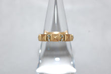 Load image into Gallery viewer, Chris Correia Diamond &#39;Sugarloaf&#39; Gold Band Ring