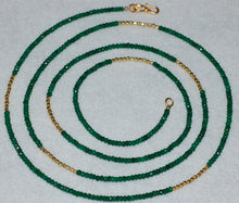 Load image into Gallery viewer, Never-ending Emerald Necklace