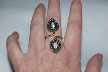 Load image into Gallery viewer, Double Tear Diamond Ring