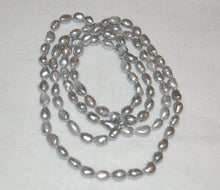 Load image into Gallery viewer, Never ending Gray Baroque Pearl Necklace