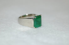 Load image into Gallery viewer, Emerald Statement Ring