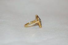 Load image into Gallery viewer, Diamond and Sapphire Waves Ring