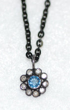 Load image into Gallery viewer, Gem Flower Pendant