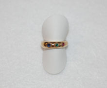 Load image into Gallery viewer, Tri Color Cabochon Ring