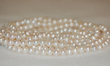 Load image into Gallery viewer, Never ending White Pearl Necklace