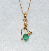 Load image into Gallery viewer, Emerald and Diamond Stylized Tupil Necklace