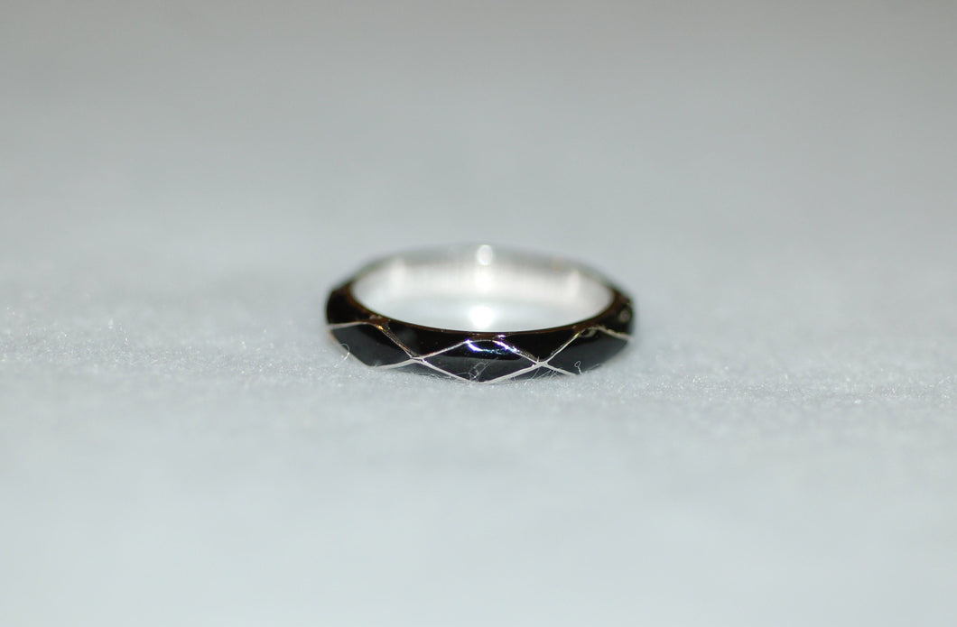 Hidalgo Black Enamel Harlequin Band Ring