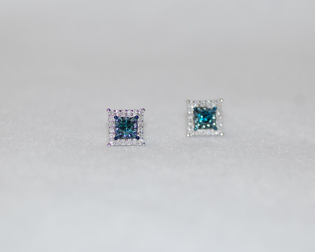 Filigree Blue and White Diamond Stud Earrings