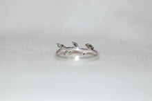 Load image into Gallery viewer, Five Stone Emerald Vine Band Ring