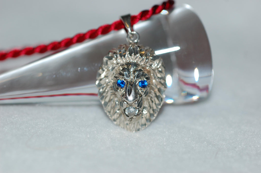 Lion Head with Sapphire Eyes Pendant