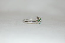 Load image into Gallery viewer, Five Stone Emerald Vine Band Ring