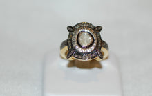 Load image into Gallery viewer, Diamond Shield Antique Style Ring