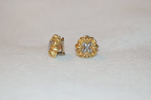 Load image into Gallery viewer, Gold Boy Scout Earrings