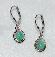 Load image into Gallery viewer, Emerald Cabochon Dangle Silver Earrings