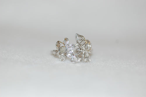 Daisy and Butterfly Diamond Stained Glass Ring