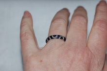 Load image into Gallery viewer, Hidalgo Enamel and Diamond Swirl Gold Band Ring