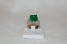 Load image into Gallery viewer, Emerald Statement Ring