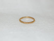 Load image into Gallery viewer, Hidalgo Yellow Gold Rope Band