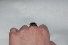 Load image into Gallery viewer, Double Tear Diamond Ring