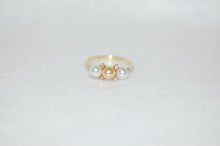 Load image into Gallery viewer, Three Pearl and Diamond Ring