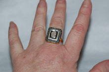 Load image into Gallery viewer, Diamond Cobblestone Ring