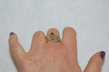 Load image into Gallery viewer, Gemstone Fan Cocktail Ring