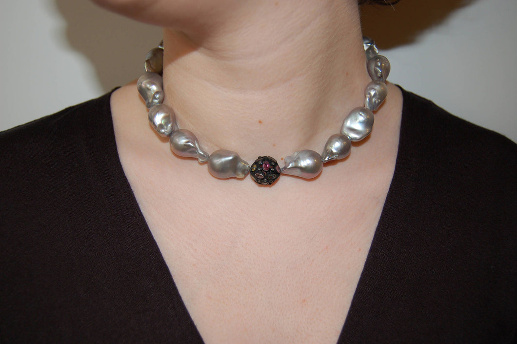 Confetti Baroque Pearl Collier