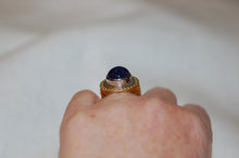 Load image into Gallery viewer, Tanzanite Cabochon Saturn Ring