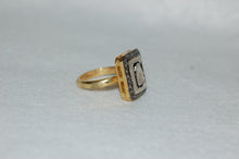 Load image into Gallery viewer, Diamond Cobblestone Ring