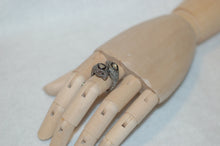 Load image into Gallery viewer, Double Cobra Diamond Ring