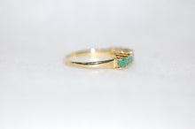 Load image into Gallery viewer, Emerald Seven Stone Ring