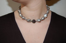 Load image into Gallery viewer, Confetti Baroque Pearl Collier