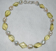 Load image into Gallery viewer, Lemon Sorbet Pearl Necklace